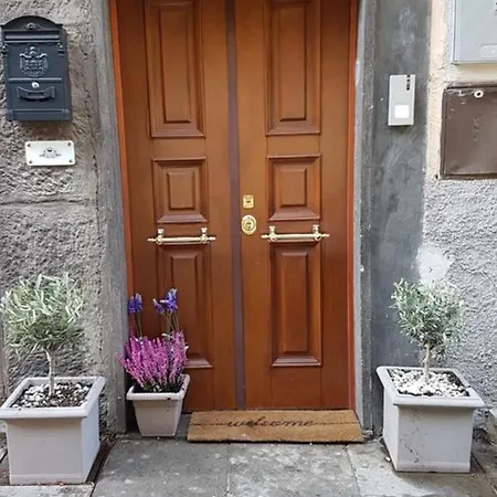 Appartement Charming In With Private Balcony - 130 Sq M