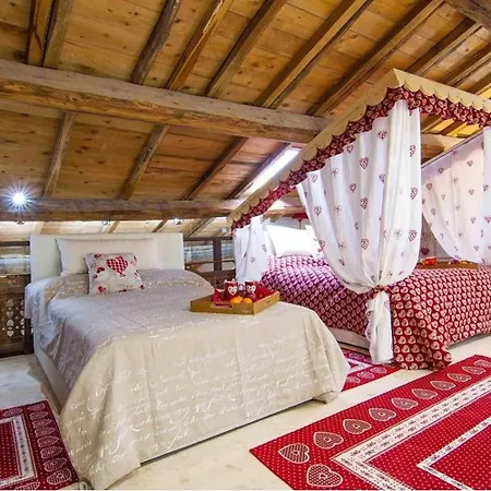 Charming In With Private Balcony - 130 Sq M Appartement *